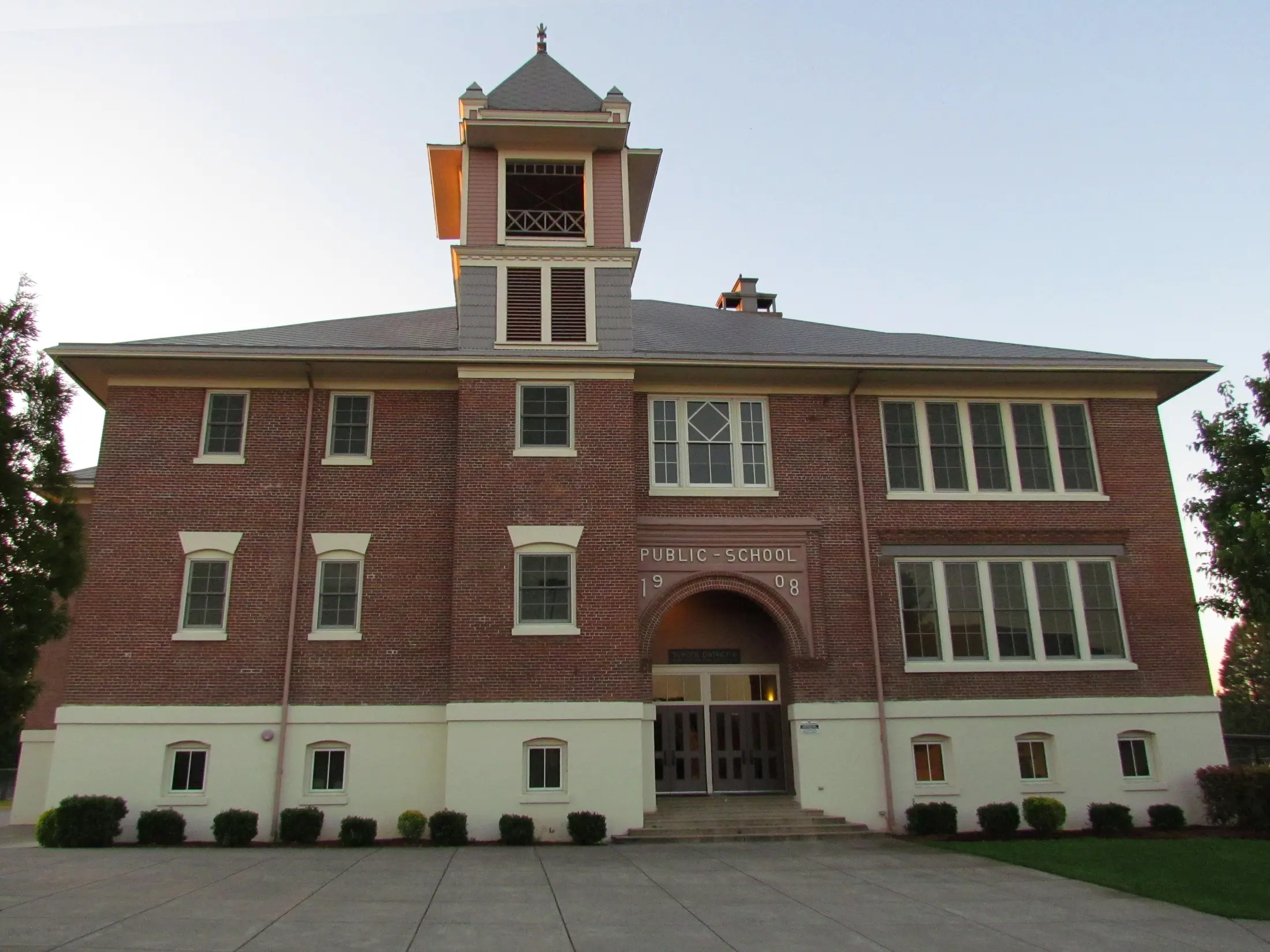 Historic Central Point Public School building